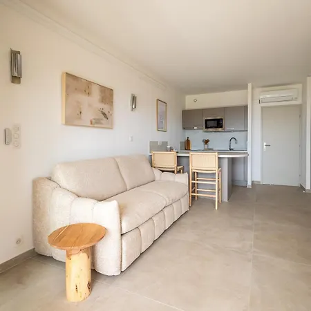 Grand Confort-marinella-face Mer-terrasse 阿雅克肖